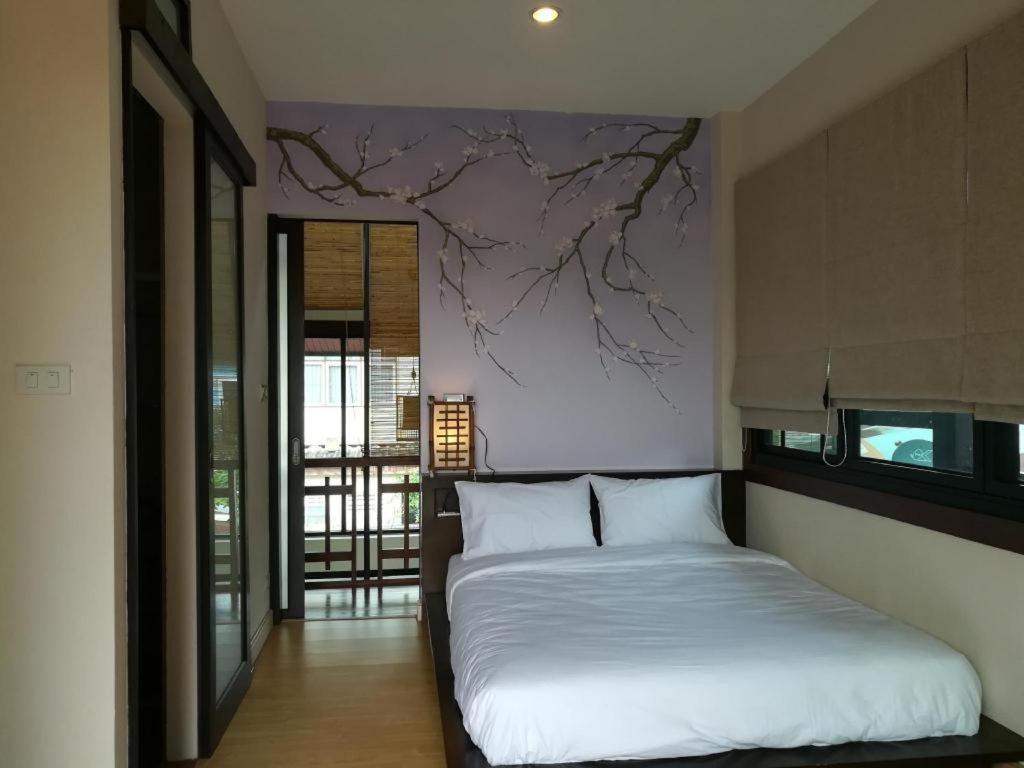 Aiims Tales Canal Boutique House Bangkok Buitenkant foto